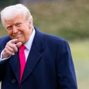 NEW: Trump Infuriates The Left With New Artwork Next To Hillary Clinton’s Portrait NEW: Trump Infuriates The Left With New Artwork Next To Hillary Clinton’s Portrait