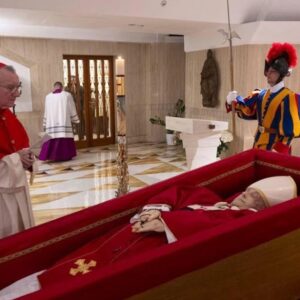 The holy items inside Pope Francis’ casket The holy items inside Pope Francis’ casket